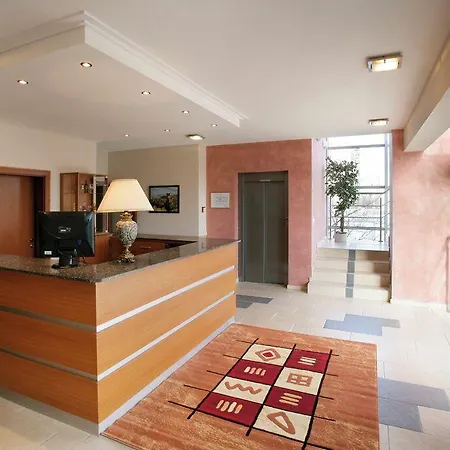 Dominika 3* Братислава